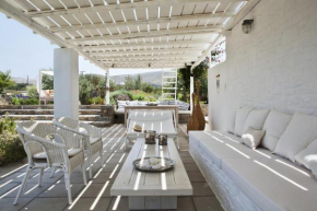 Sea Paros Holiday Villa with panoramic views over Naoussa bay